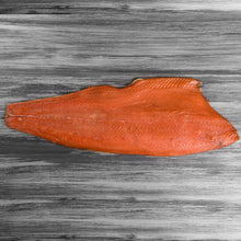 Cargar imagen en el visor de la galería, Salmón Salvaje Ahumado Red King Pieza  1,6 Kg. Aprox. - Paladarius

